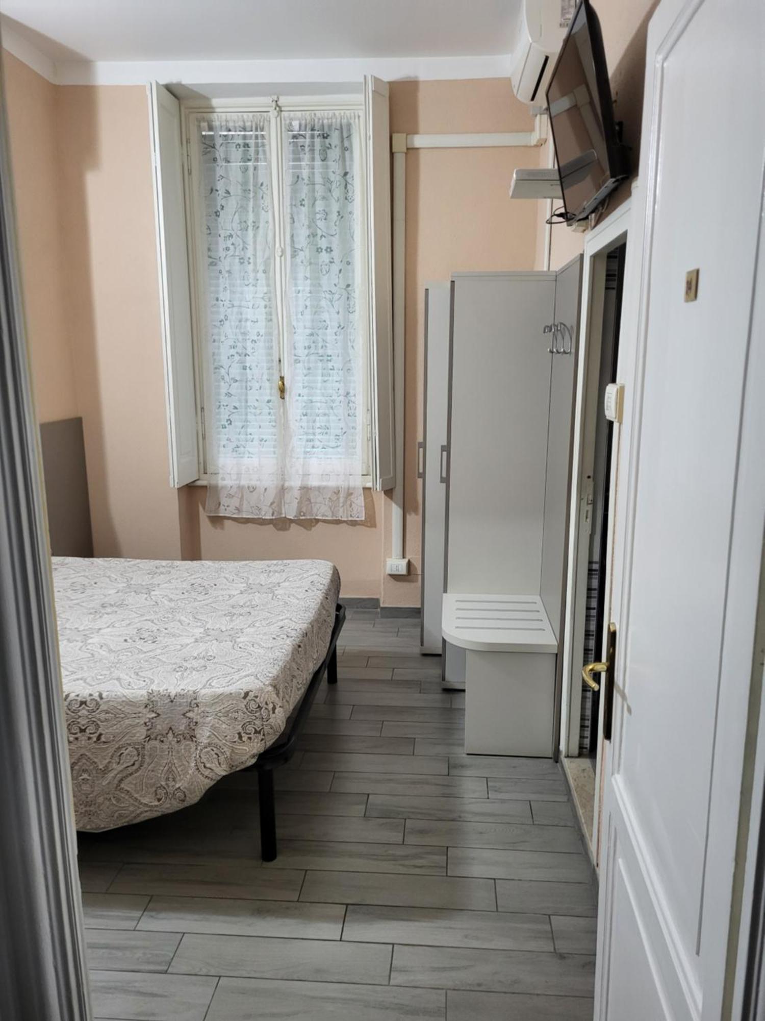 Hotel Barone Γένοβα Εξωτερικό φωτογραφία
