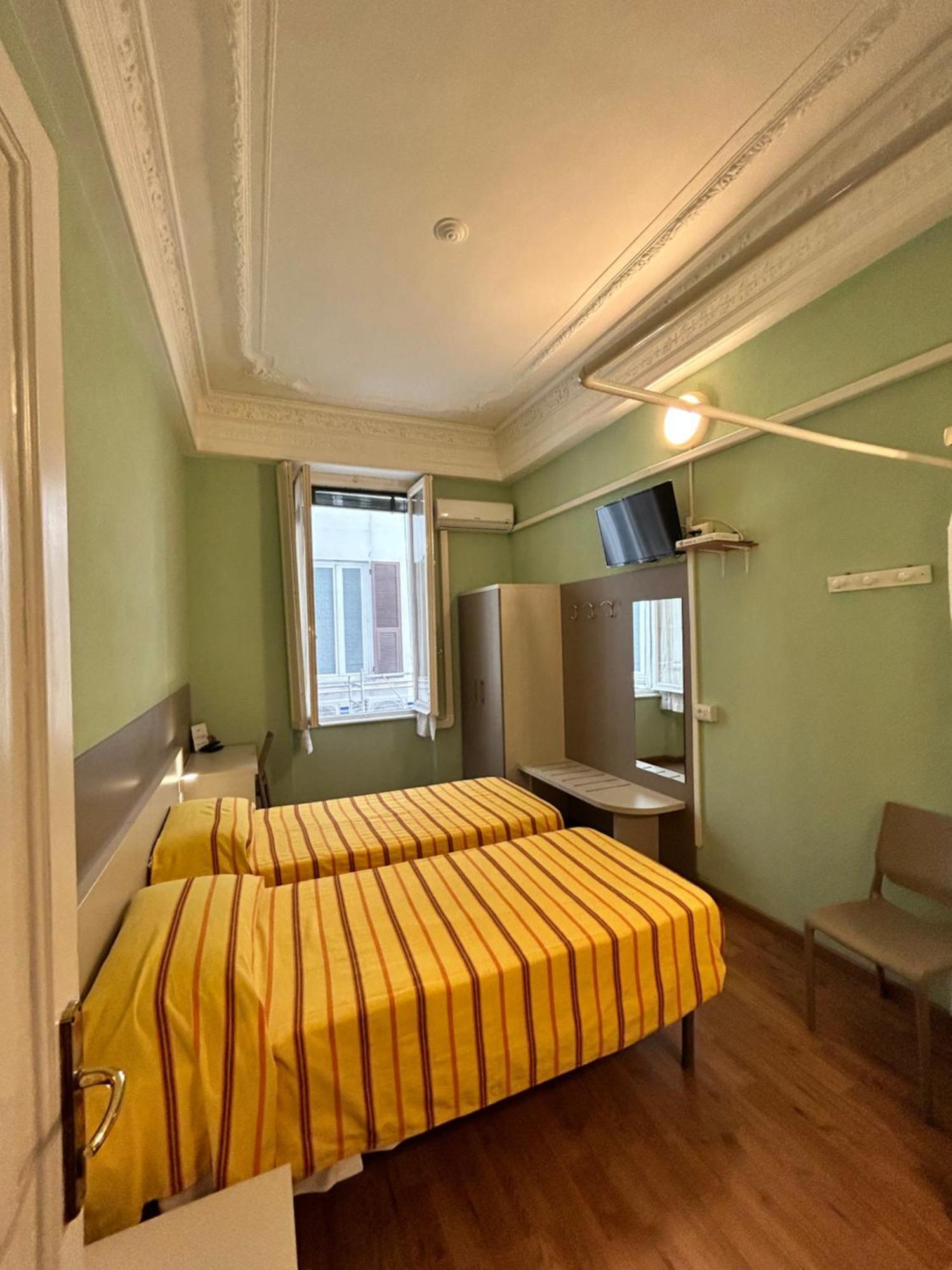 Hotel Barone Γένοβα Εξωτερικό φωτογραφία
