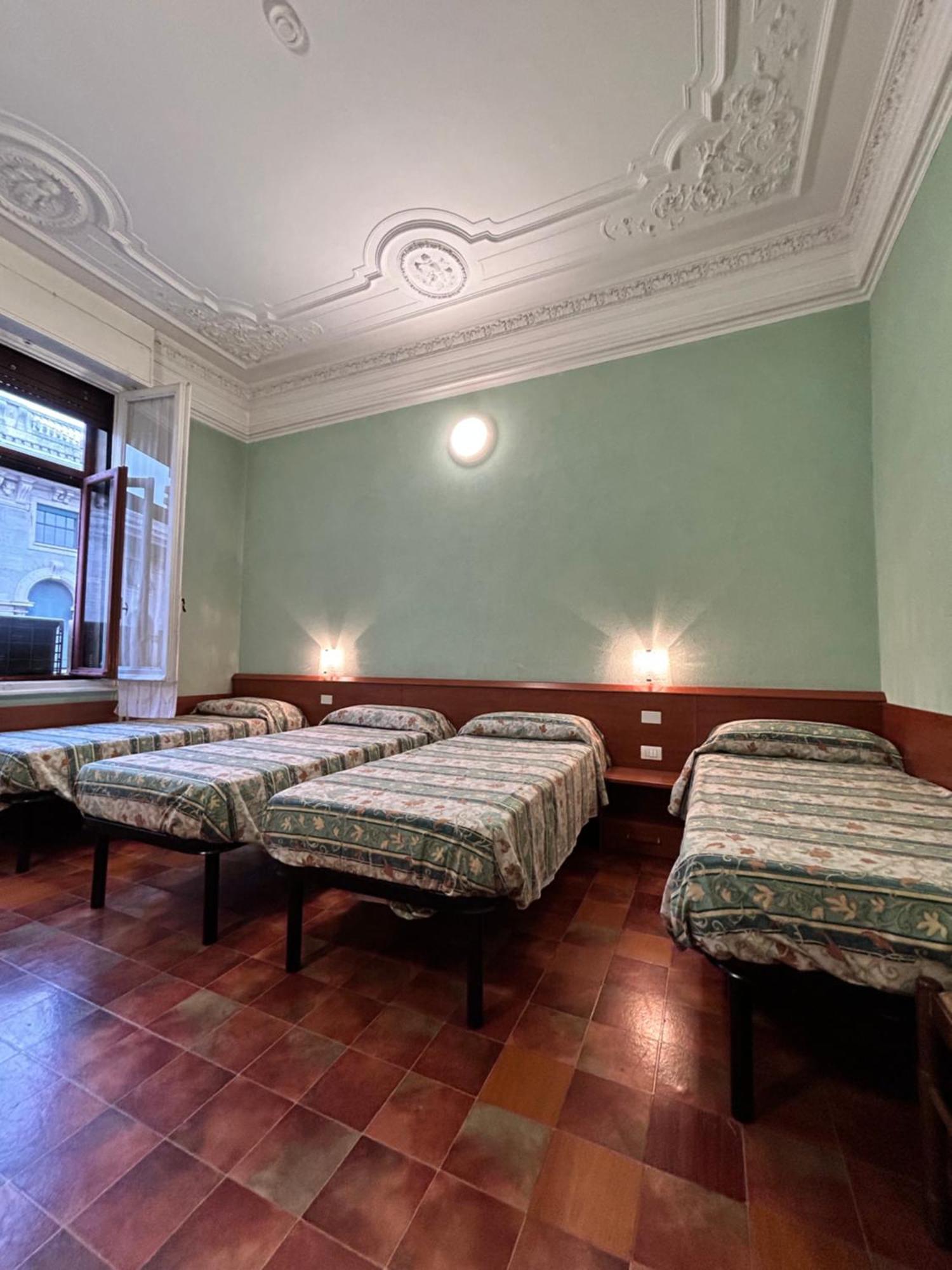 Hotel Barone Γένοβα Εξωτερικό φωτογραφία
