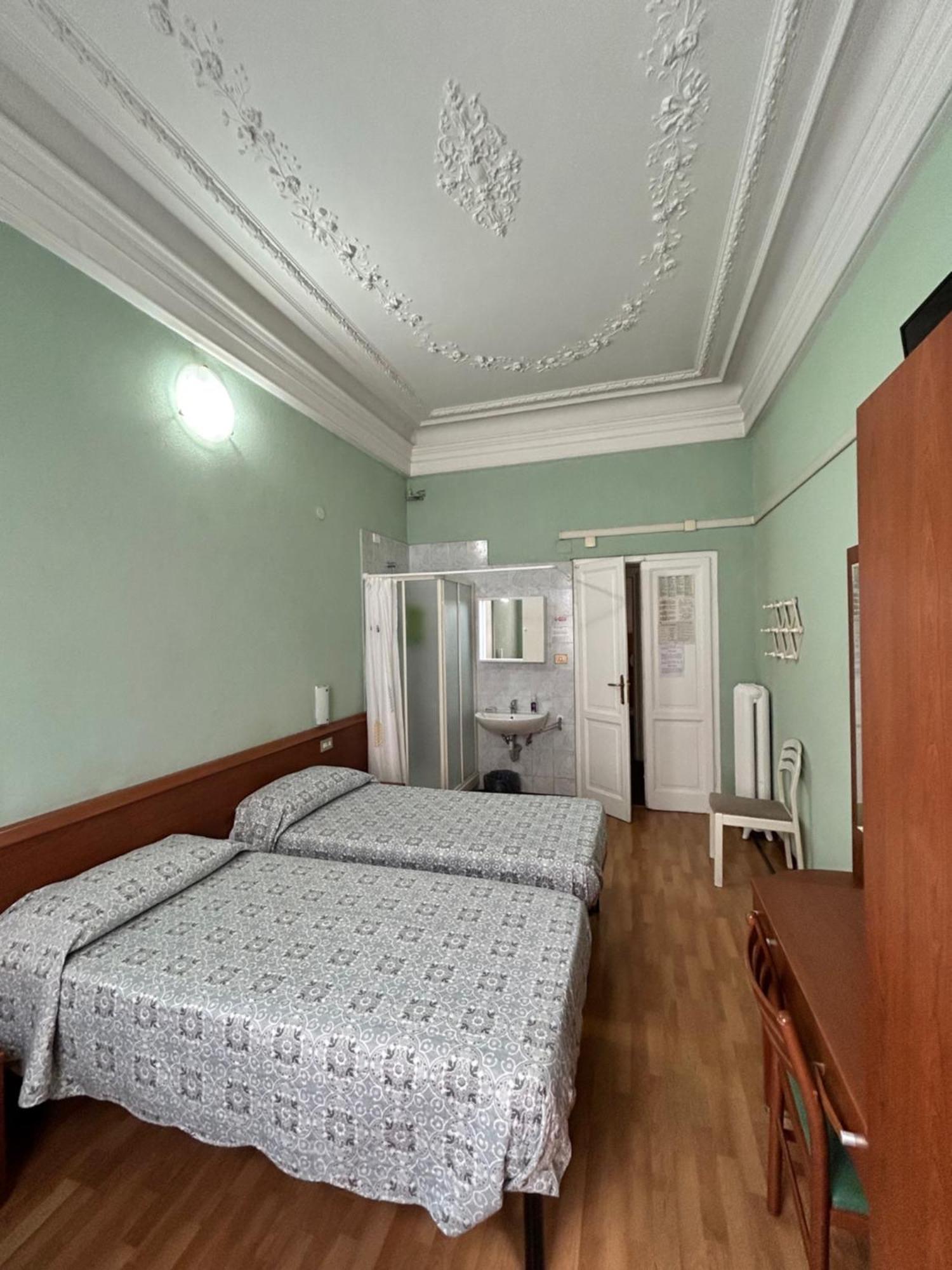 Hotel Barone Γένοβα Εξωτερικό φωτογραφία
